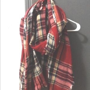 Plaid scarf